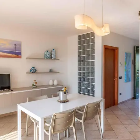 And Apts In Albarella 24882 * Albarella Island