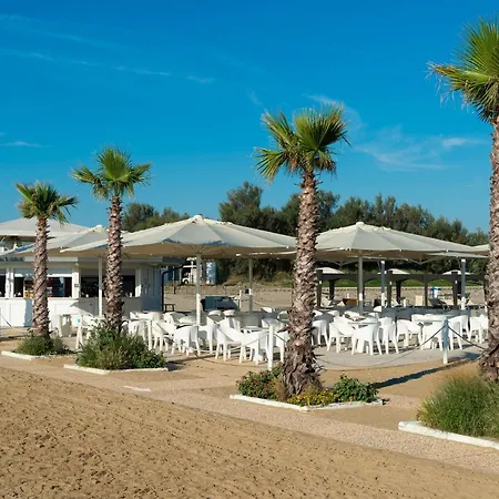 Holiday home And Apts In Albarella 24882 *